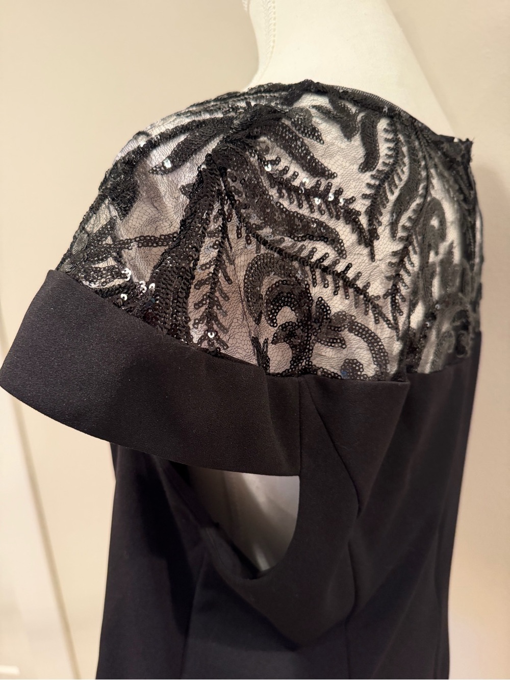 Adrianna Papell Black Embroidered Lace Yoke Short Sleeve Top - Picture 3 of 5